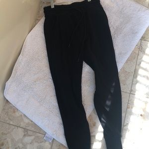 Black Forever 21 joggers